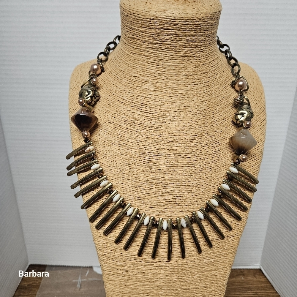 Vintage 80s Tribal/Boho Bead and Metal Accent Necklace